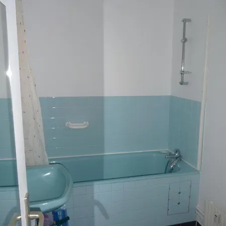 Studio Cabine Grenoble Montagne - Grand Balcon Apartment